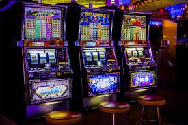iwet Myanmar sports betting live casino experience